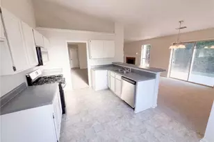 2119 Crystal Lake Dr, Lawrenceville, GA 30044 - Photo 17
