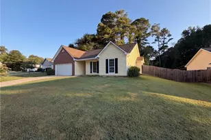 2119 Crystal Lake Dr, Lawrenceville, GA 30044 - Photo 27