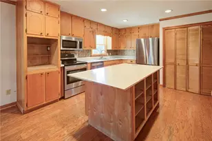 120 Windy Hill Dr, Alpharetta, GA 30004 - Photo 3