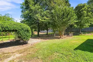 4293 Parks Ridge Dr SW, Snellville, GA 30039 - Photo 37