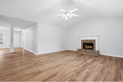 4293 Parks Ridge Drive SW, Snellville, GA 30039 - Photo 15