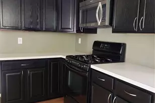 2737 Crestworth Ln, Buford, GA 30519 - Photo 5