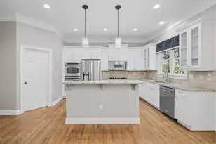 475 Trowgate Ln, Atlanta, GA 30350 - Photo 7