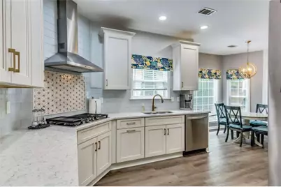 624 Lantern Park Lane, Scottdale, GA 30079 - Photo 13