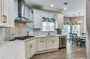624 Lantern Park Ln, Scottdale, GA 30079 - Photo 13