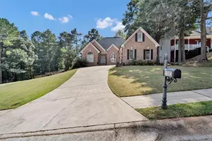1003 Maple Creek Dr, Loganville, GA 30052 - Photo 3
