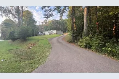1792 Hwy 136 West, Talking Rock, GA 30175 - Photo 15