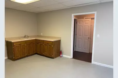 6170 Devonshire Drive #(BASEMENT APT), Flowery Branch, GA 30542 - Photo 5