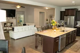 744 Laura Jean Ct, Buford, GA 30518 - Photo 5