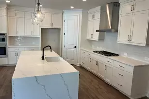 577 Pearl St, Cumming, GA 30040 - Photo 5