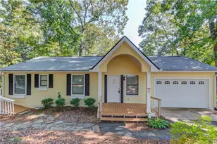 3629 Lakeview Dr, Gainesville, GA 30501 - Photo 3
