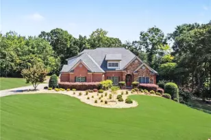 116 Riverbend Dr, Hoschton, GA 30548 - Photo 1
