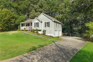 34 Bradford Dr SW, Cartersville, GA 30120 - Photo 1