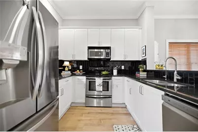 1635 Briarcliff Road NE #4, Atlanta, GA 30306 - Photo 9