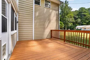 757 S Hileah Ct, Lithonia, GA 30058 - Photo 17