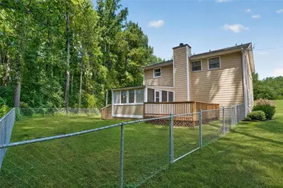 757 S Hileah Court, Lithonia, GA 30058 - Photo 19