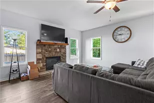 141 Anita Blvd, Carrollton, GA 30117 - Photo 3