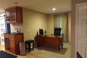 2401 Chauncey Ln SW, Marietta, GA 30064 - Photo 13