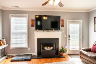 5664 Grande River Rd, Atlanta, GA 30349 - Photo 5