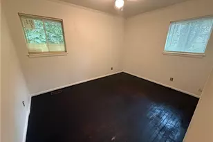 4429 Glade Rd, Forest Park, GA 30297 - Photo 23