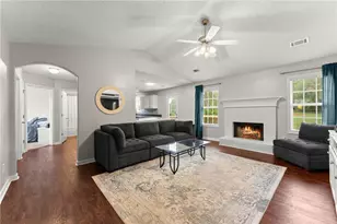 1104 Hummingbird Way, Winder, GA 30680 - Photo 5