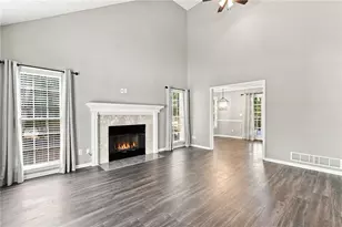 657 Wedgewood Dr, Woodstock, GA 30189 - Photo 15