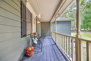 4276 Logans Ct, Loganville, GA 30052 - Photo 7