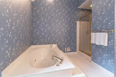 1704 Heritage Way, Stone Mountain, GA 30087 - Photo 25