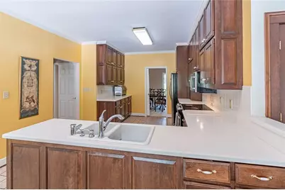 1704 Heritage Way, Stone Mountain, GA 30087 - Photo 13