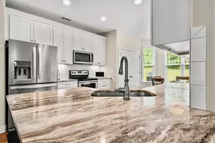265 Emerald Hills Ln, Newnan, GA 30263 - Photo 15