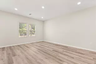 6824 Church St, Lithonia, GA 30058 - Photo 11