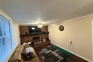 10376 Fitzgerald Rd, Jonesboro, GA 30238 - Photo 17
