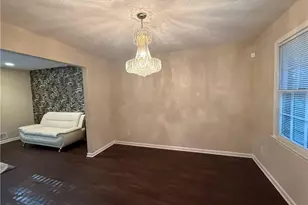 10376 Fitzgerald Rd, Jonesboro, GA 30238 - Photo 5