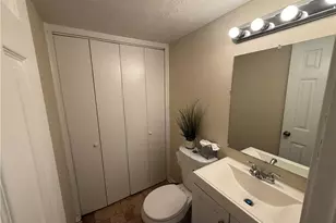 10376 Fitzgerald Rd, Jonesboro, GA 30238 - Photo 13