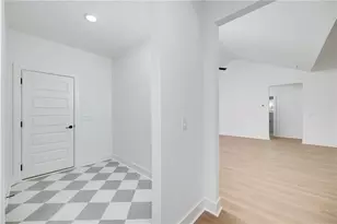 8420 Pleasant Grove Cir, Gainesville, GA 30506 - Photo 17