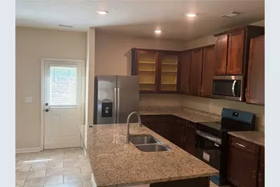 136 Al Jennah Boulevard, Locust Grove, GA 30248 - Photo 5