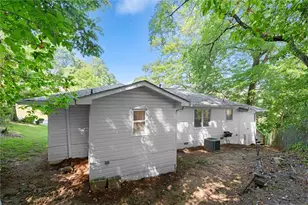 220 Woods Dr NE, Marietta, GA 30060 - Photo 51