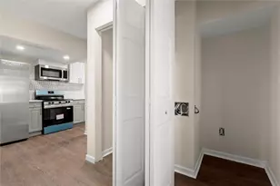 220 Woods Dr NE, Marietta, GA 30060 - Photo 27