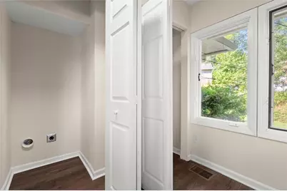 220 Woods Drive NE, Marietta, GA 30060 - Photo 29