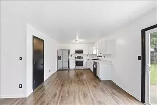 608 Crestmont Ct, Jonesboro, GA 30238 - Photo 11