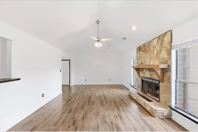 608 Crestmont Court, Jonesboro, GA 30238 - Photo 5