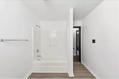 608 Crestmont Court, Jonesboro, GA 30238 - Photo 17