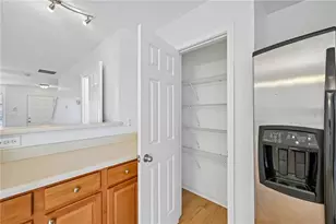 725 Crestwell Circle SW, Atlanta, GA 30331 - Photo 19