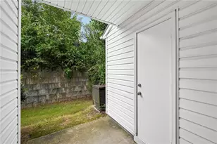725 Crestwell Circle SW, Atlanta, GA 30331 - Photo 49