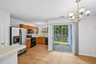 725 Crestwell Circle SW, Atlanta, GA 30331 - Photo 13