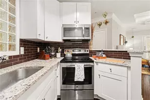 10 Perimeter Summit Blvd NE, Atlanta, GA 30319 - Photo 9
