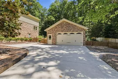 330 Waverly Hall Drive, Roswell, GA 30075 - Photo 9