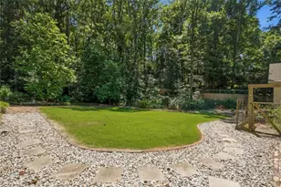 330 Waverly Hall Dr, Roswell, GA 30075 - Photo 47