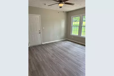 6103 Chaseland Drive, Jonesboro, GA 30236 - Photo 11
