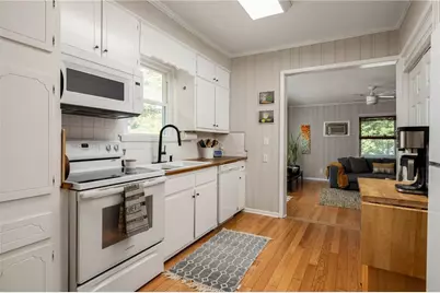 5280 Moore Street, Stone Mountain, GA 30083 - Photo 15
